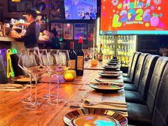 -SISTERS BAR RESTAURANT川意酒馆(嘉善老市H楼店)