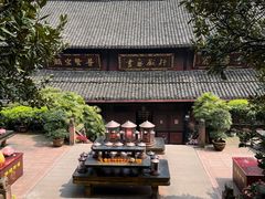 -峨眉山报国寺