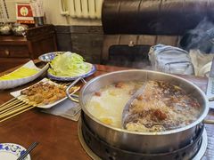 -亿诣蝎府炸酱面羊蝎子火锅(酷车小镇店)