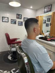 -韦恩先生Barbershop英式男士理发馆
