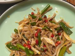 -天山集市(和家乐广场店)