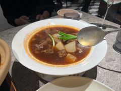 鲍汁萝卜牛腩煲-留半山·香港食堂(啦啦宝都店)