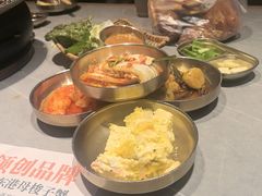 -草家酱蟹炭火烤肉店(珲春南路一店)
