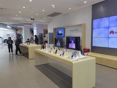 -华为授权体验店(中山公园来福士)