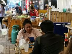 -席娜卡琳火车铁道夜市