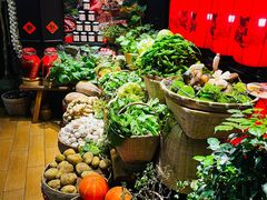 -吃饭皇帝大土家民族菜(正大广场店)