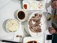 -民族手抓羊肉馆·滩羊手抓·烤全羊