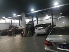 -李师傅修车保养维修连锁(金盏店)