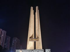 -唐山抗震纪念碑广场