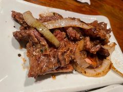 -萨拉伯尔(燕莎友谊商城店)
