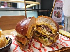 牛魔王大力堡-悠航SLOWBOAT(三里屯店)