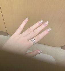 -MONICA BOX美甲美睫