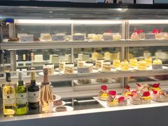 面包甜点陈列柜-PETIT PARIS 小巴黎(花园道店)