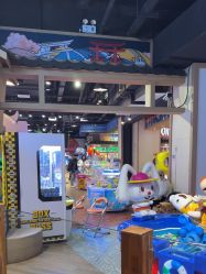 -卡通尼乐园(新达汇三林店)