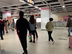 -范湖(地铁站)