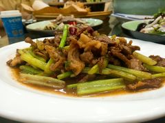 -丁里羊肉小镇(天鹅湖总店)