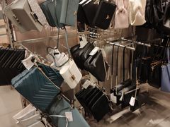 -H&M(鹏欣水游城店)