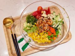 海鲜三文鱼波奇饭-Miss Fresh轻食(南京西路店)