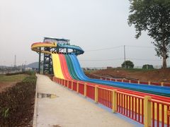 -汤山欢乐水世界