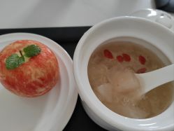 -童谣里医疗级月子中心(独栋湖景店)