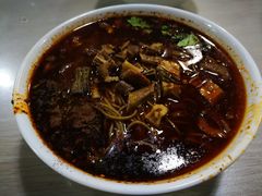 -崇州余荞面(落虹桥店)
