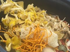-菌乡缘·野生菌蒸汽鱼火锅(江边夜市店)