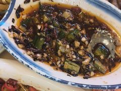 -霄汉牛三鲜湖北砂锅菜(万松园2店)