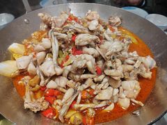 -昱龙大盆牛蛙馆(三兴街总店)