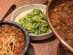 -浩海火燒雲傣家菜(芮欧百货店)