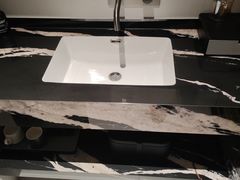 -万泊酒店(长沙五一广场国金中心店)