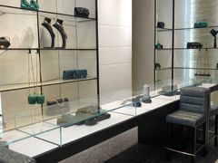 -Chanel(德基广场店)