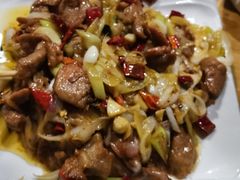 葱爆羊肉-老兰家传统烧烤炒菜泡馍(小南门店)