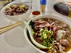 牛展肉胸口油汤粉-菜忠潮州牛肉店(岗厦店)