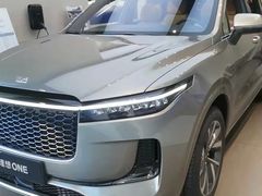 -理想汽车(世纪汇店)