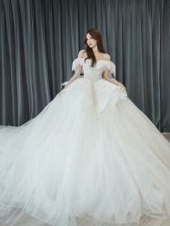 -纯色时光婚纱艺术馆WHITE