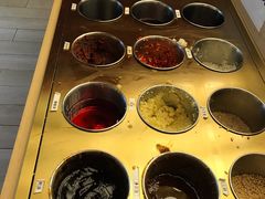 自助调料区-温禾牛·和牛寿喜烧自助火锅(恒基名人店)