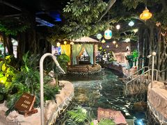 -泉城欧乐堡戏水湾艺术养生温泉