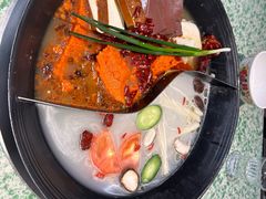 -肖婷姐大铁锅重庆火锅(南湖店)