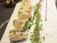 奇妙虾球-海派悦庭·海胆烧麦·新融合菜(凯德广场店)