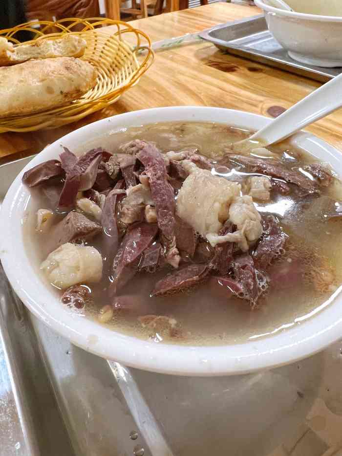 刘一碗羊肚(华联店)-"喜欢喝羊汤的人超级多呀~每次路过生意都很.