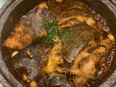 砂锅蝶鱼头-新海渔港·胶东海鲜家常菜·家宴(奥体中心店)