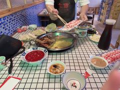 -山悦里 山野·鲜火锅(罗斯福广场店)
