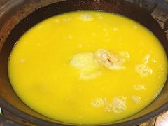 -鲜入围煮花胶鸡海鲜火锅