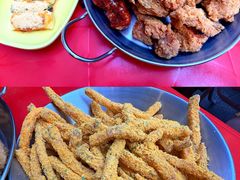 -BHC炸鸡(明洞总店)