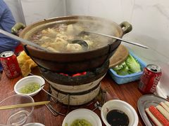 炭炉果鸡煲-威邵鸡煲(西华路总店)