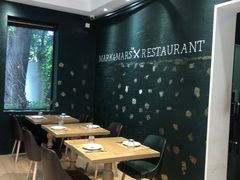 -Mark&Mars Restaurant