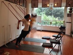 -成都阿难陀艾扬格瑜伽中心