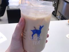 -瑞幸咖啡(江南万达三层店)
