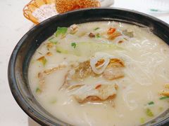 -华新胖子鱼粉(衡阳总店)