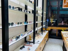 -无界眼镜MaxLess(滨江星光大道店)